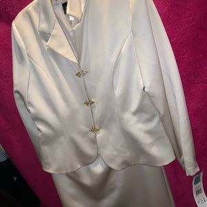 Alex Evenings Cream Skirt Suit